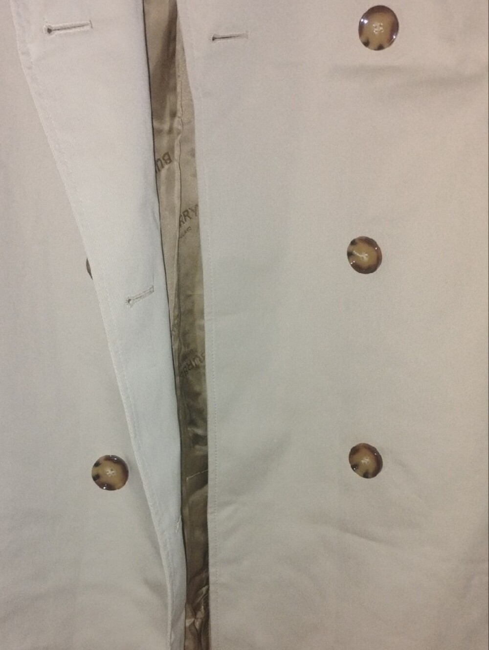 Burberry Long Sleeveless Trench Vest in Light Beige - Picture 3 of 9